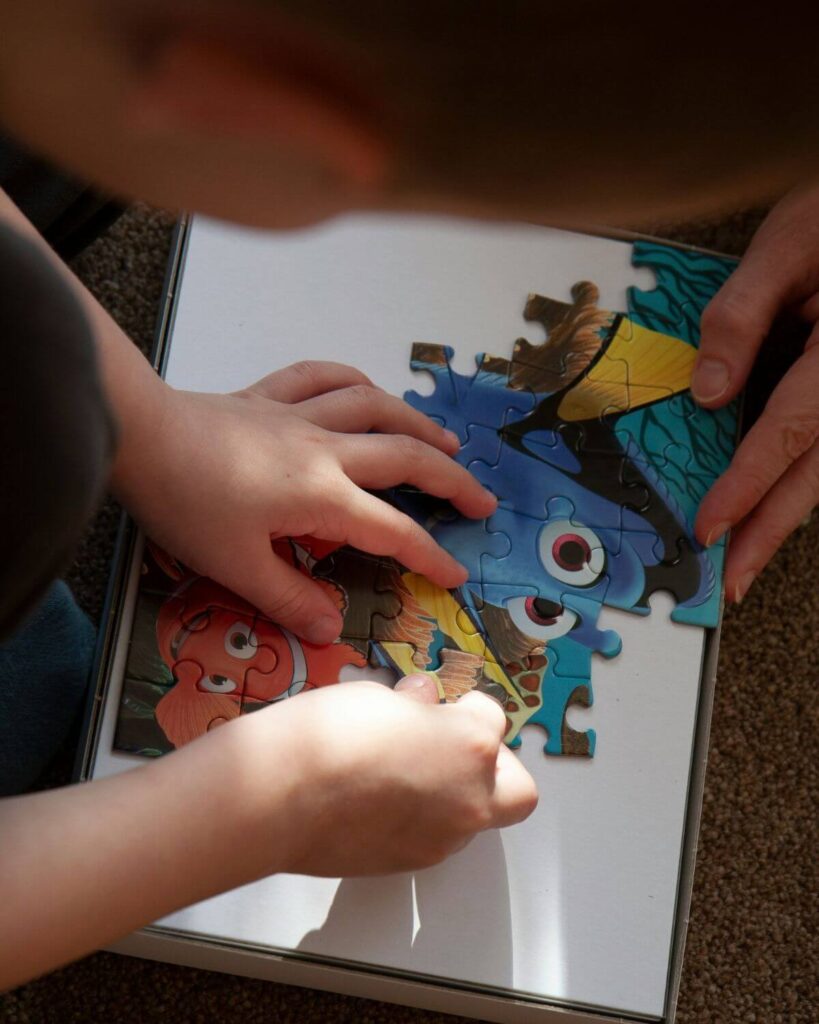 Зошто е важно да се избере сложувалка според возраста